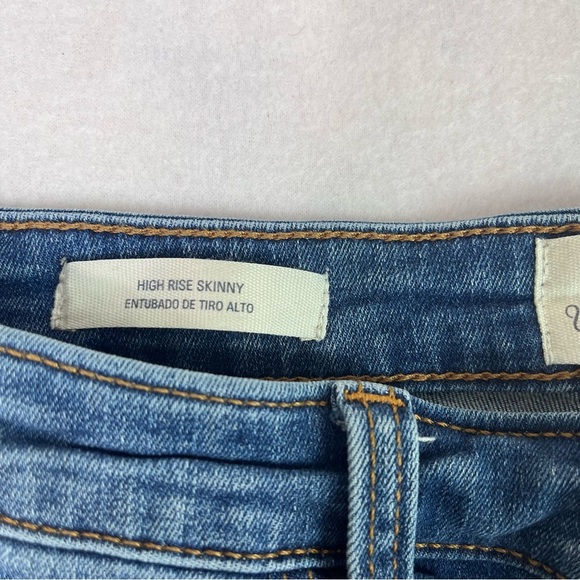 Universal Thread High Rise Skinny Demin Jeans - Picture 3 of 16